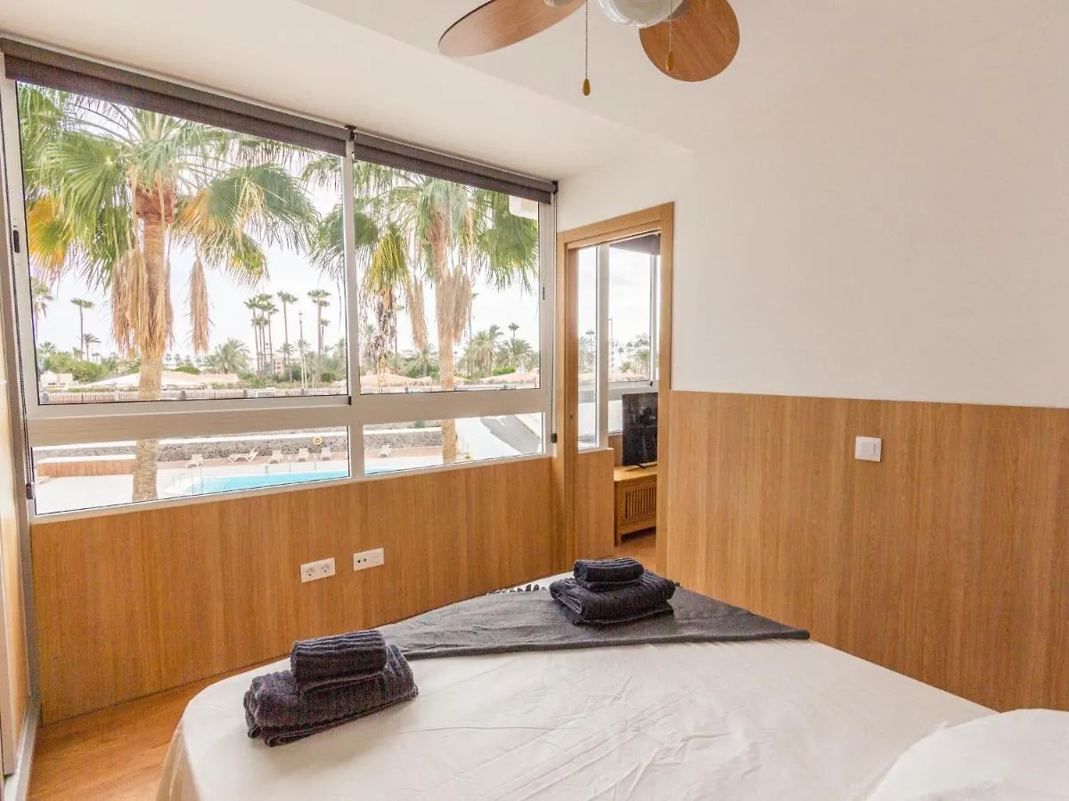 Cozy Holiday Home In Playa Del Ingles Spain